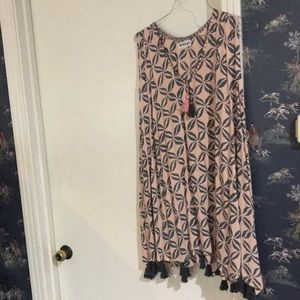 LCDesigns Women’s Sleeveless Fringed salmon print Dress. SZ XL